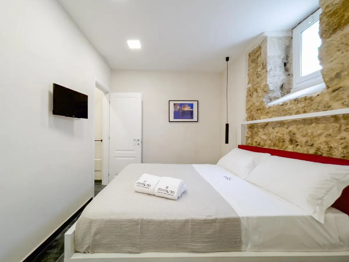 Mymoon Neas Bed & Breakfast Noto 0*,  Italy